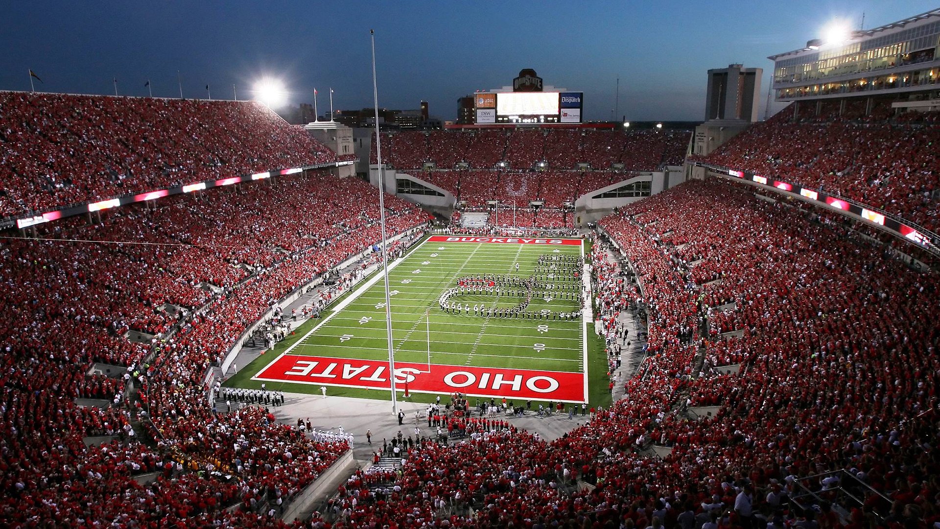 汉密尔顿的绝对统治,阿斯顿马丁如何上演史诗级翻盘,终结威廉姆斯王朝